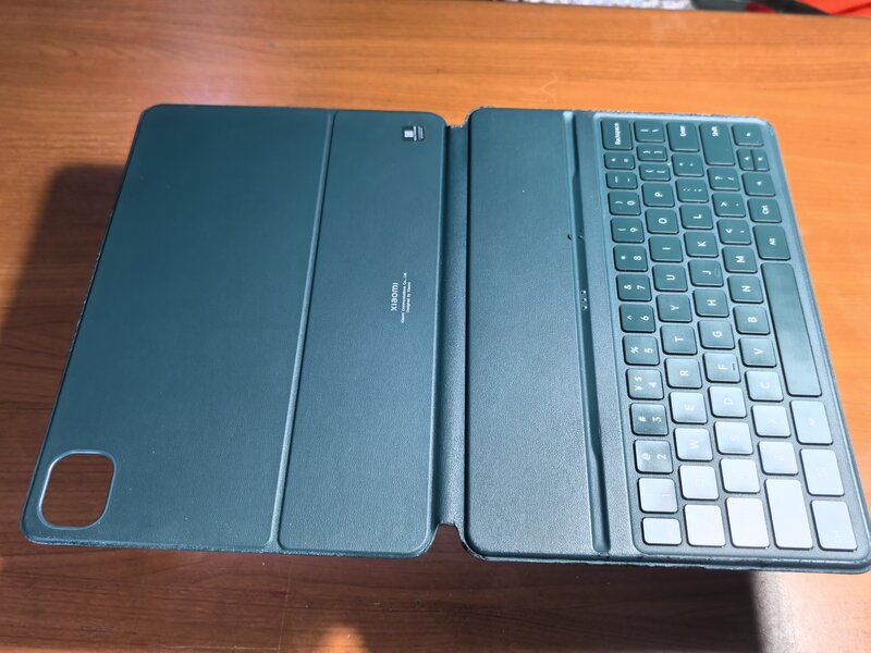 Tableta Xiaomi Pad 5 + tastatura originala