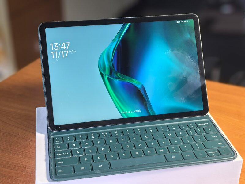 Tableta Xiaomi Pad 5 + tastatura originala
